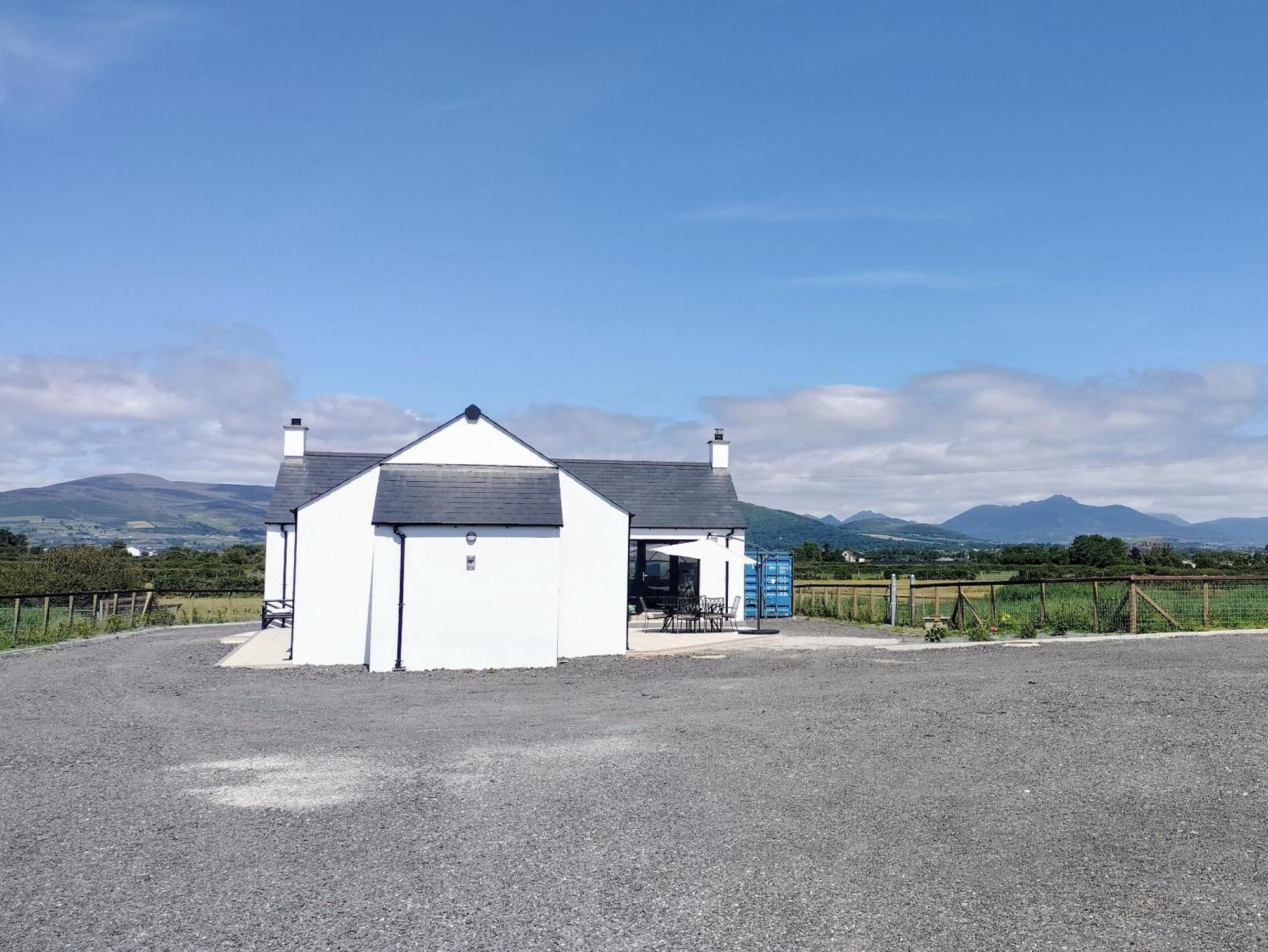 The Lighthouse Cottage Newry Exterior photo